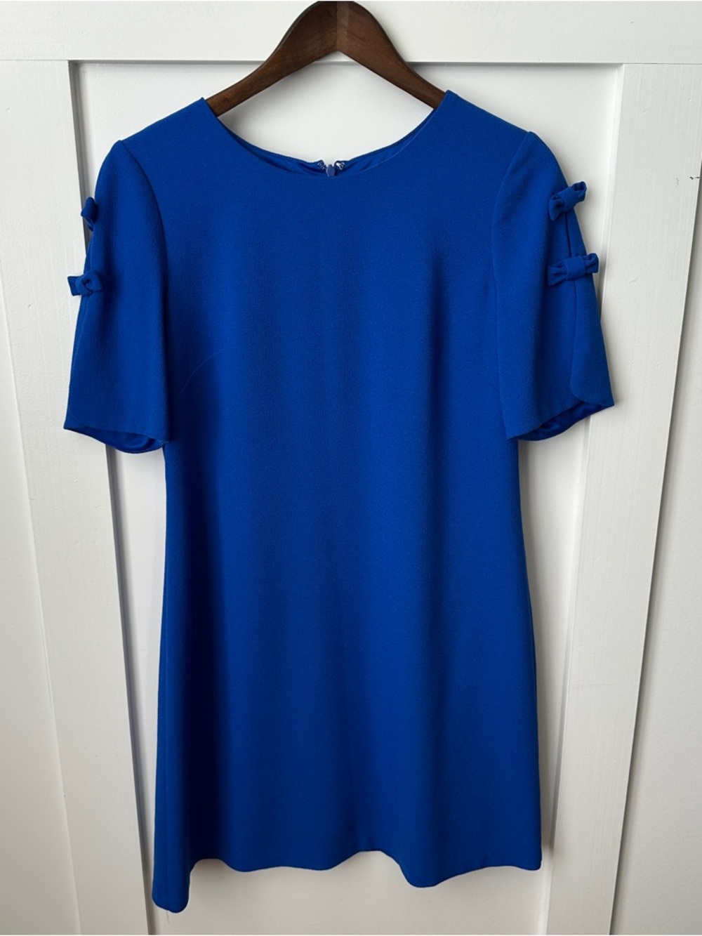 Vince Camuto Royal Blue Short Sleeve Shift Dress with Bow Accents